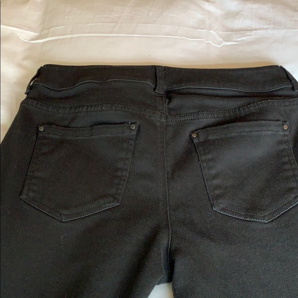 EUC Chico’s Platinum collection black Jeans pants 8-10 - Picture 5 of 8